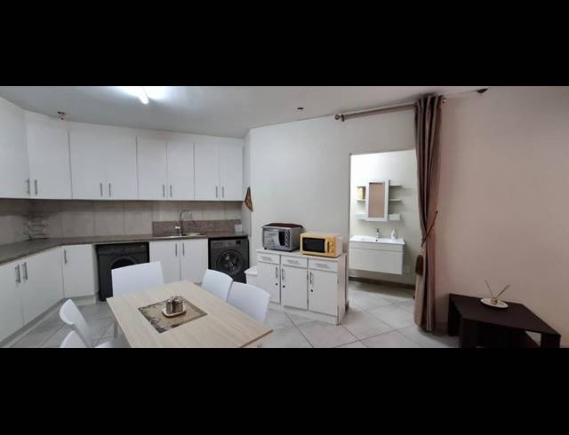 1 BEDROOM PROPERTY TO RENT IN PRESTONDALE